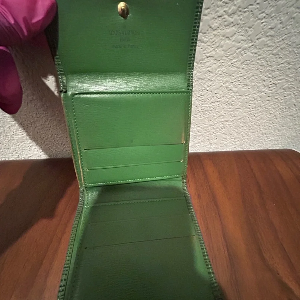 Louis Vuitton Epi Leather Compact Elise Wallet in Green
